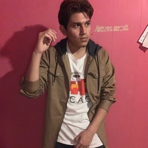 Meet your Posher, Angel